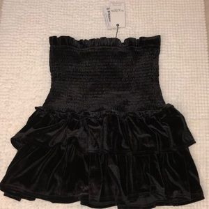 black ruched velvet ruffle mini skirt